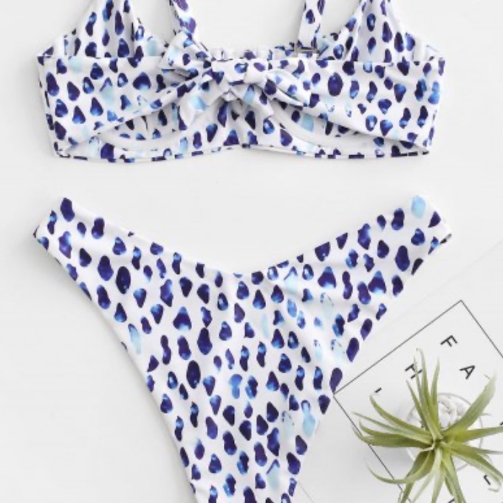 ZAFUL leopard smocked underwire high leg bikini
